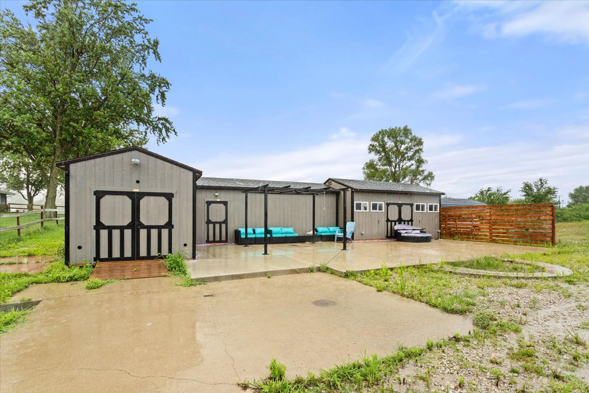 25019 S Bush Road, Elwood, IL 60421