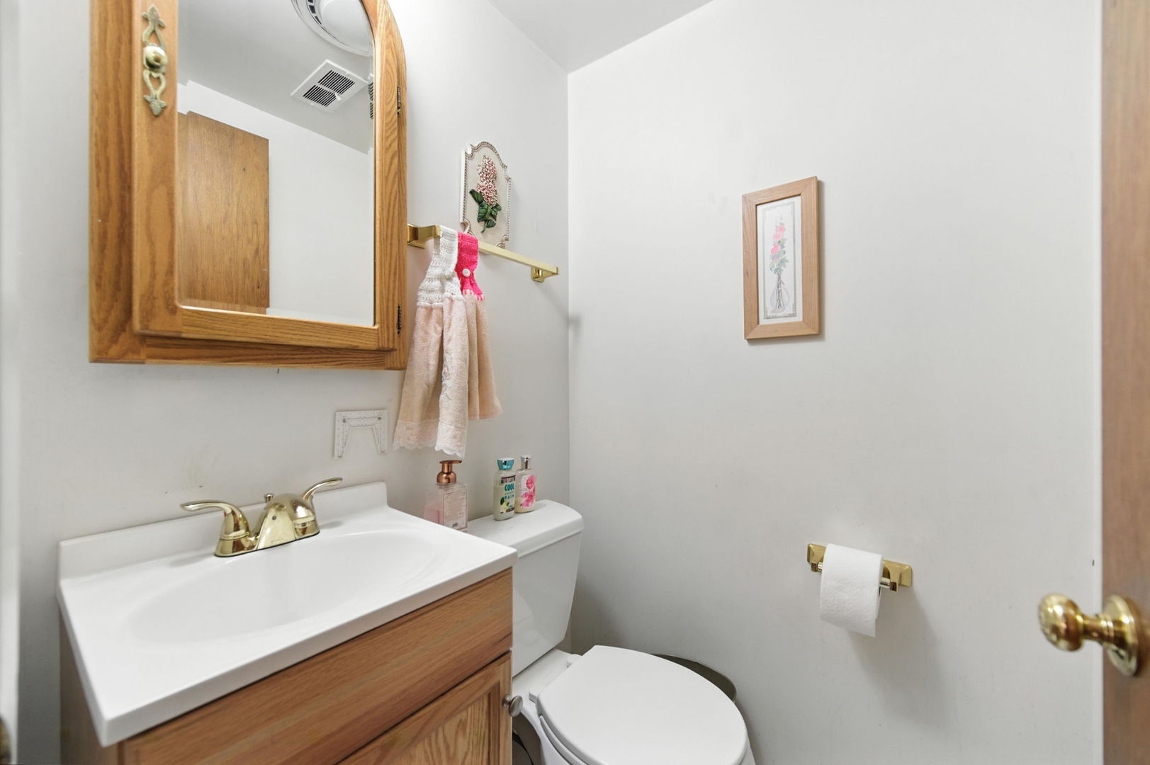826 S Roosevelt Avenue, Arlington Heights, IL 60005