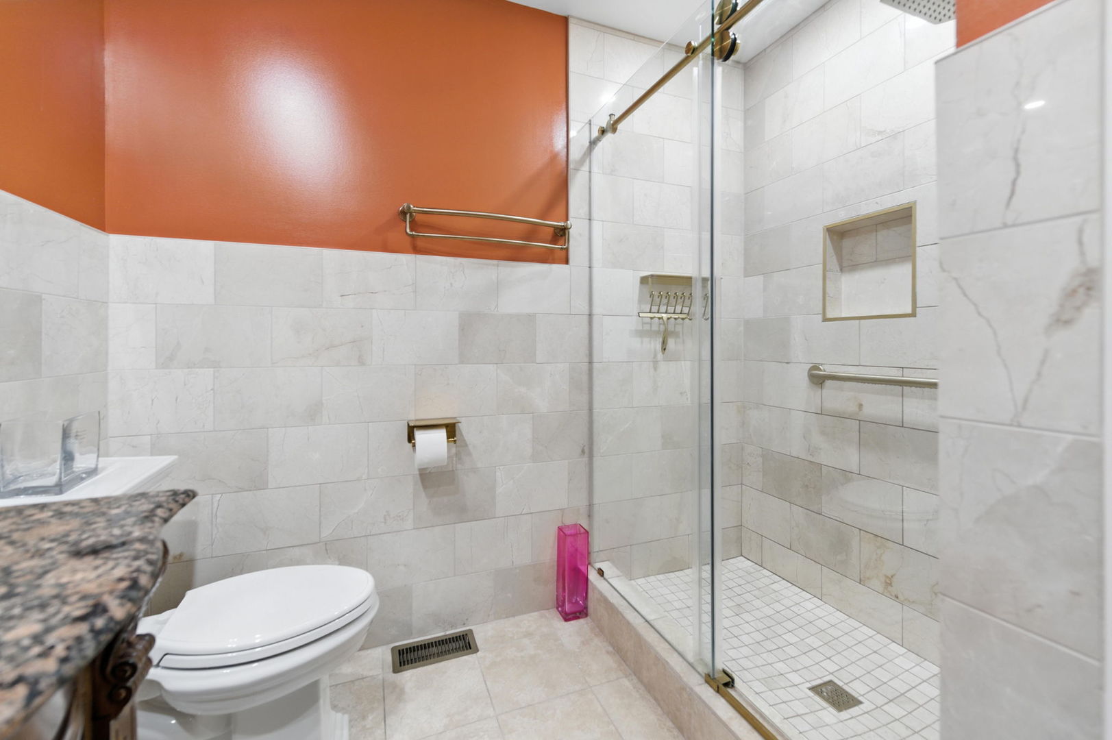 826 S Roosevelt Avenue, Arlington Heights, IL 60005
