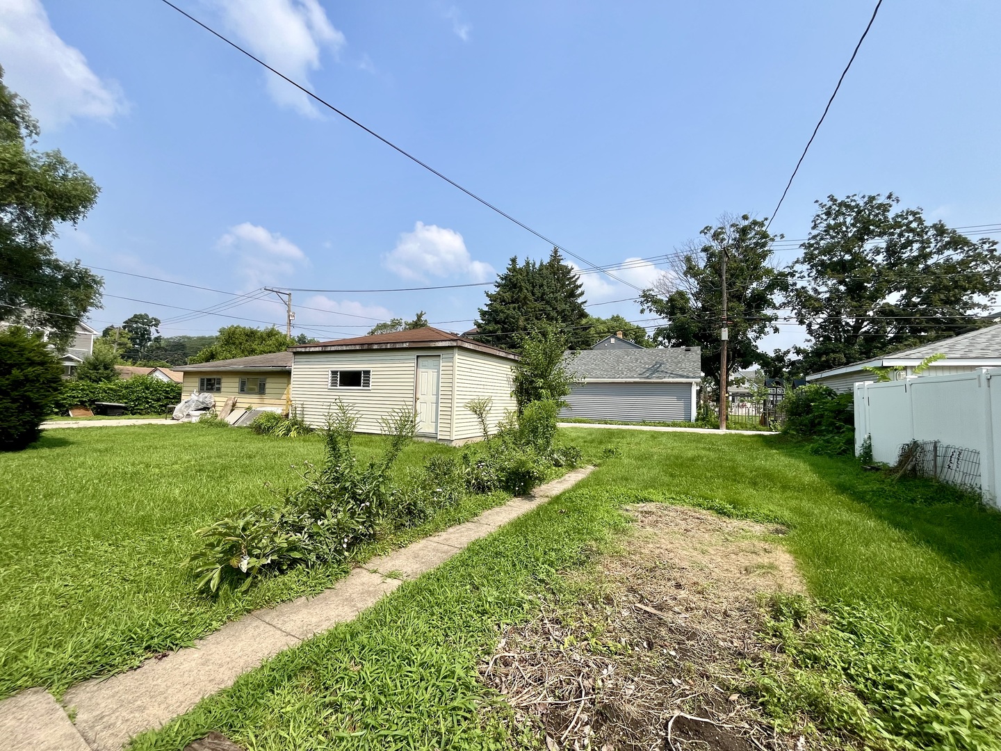 8034 W 42nd Street, Lyons, IL 60534