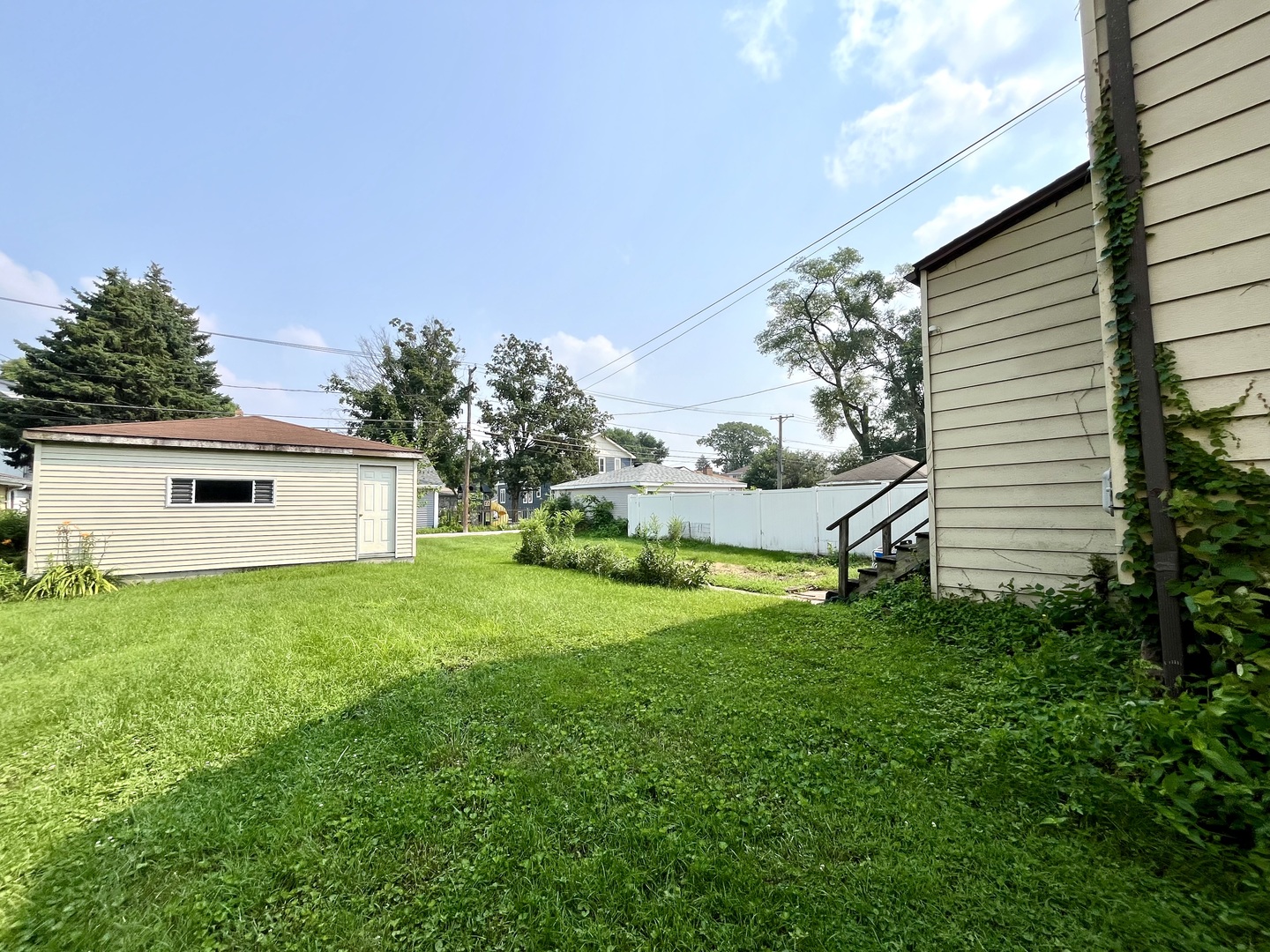 8034 W 42nd Street, Lyons, IL 60534