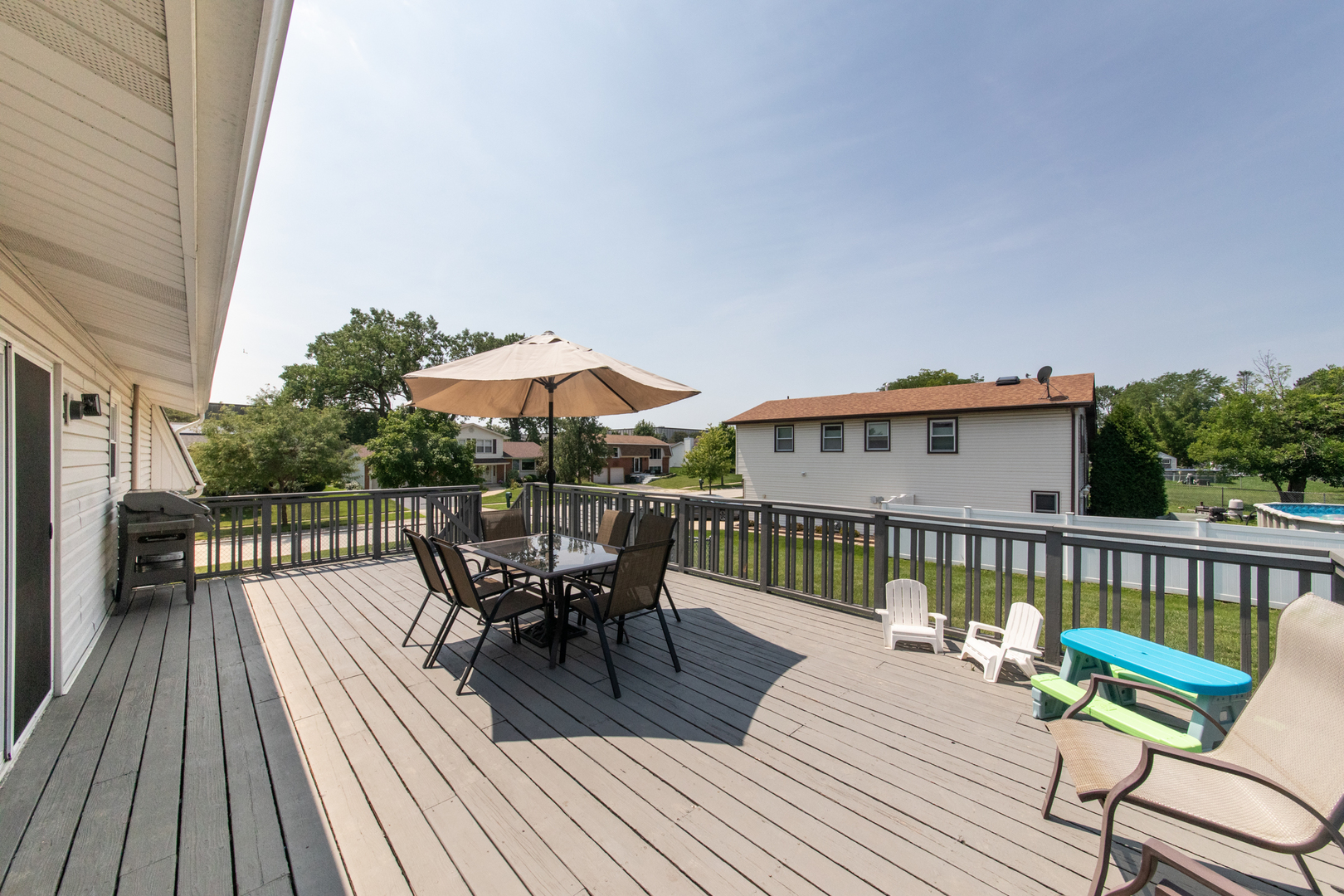 1415 Worden Way, Elk Grove Village, IL 60007