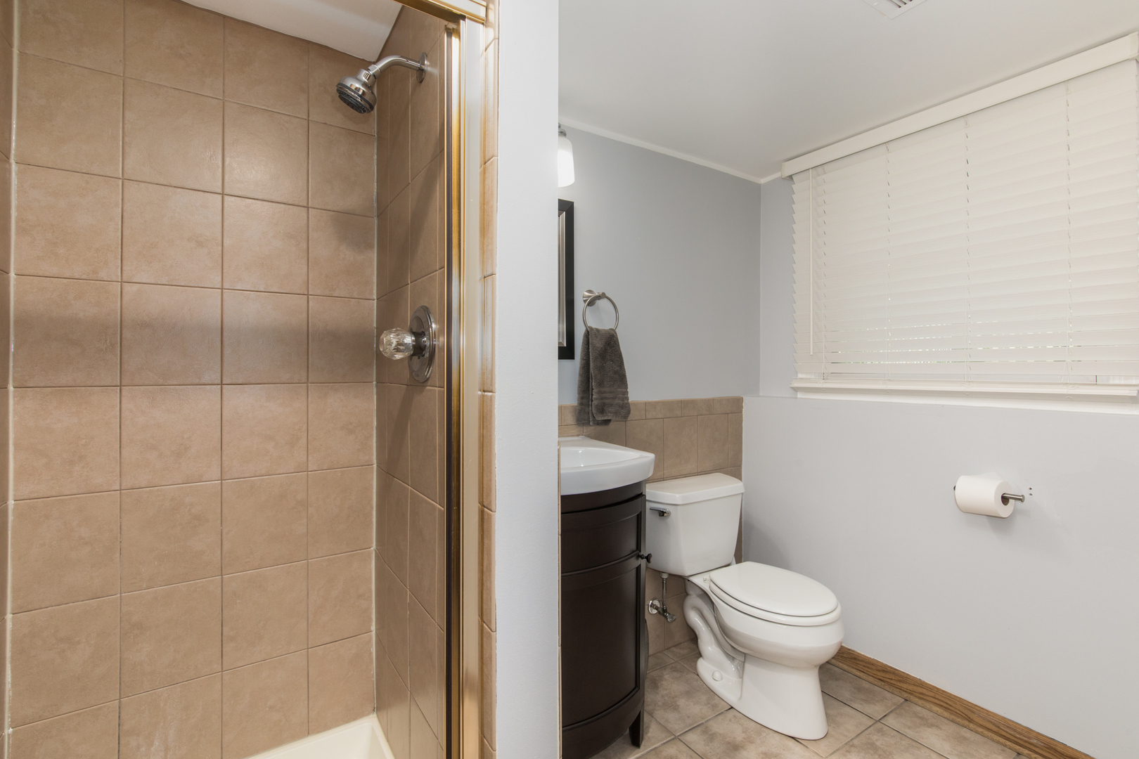 1415 Worden Way, Elk Grove Village, IL 60007