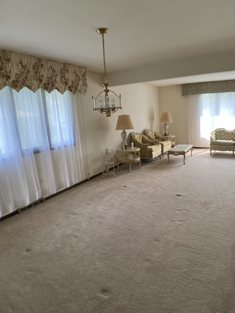 15114 S 82nd Avenue, Orland Park, IL 60462