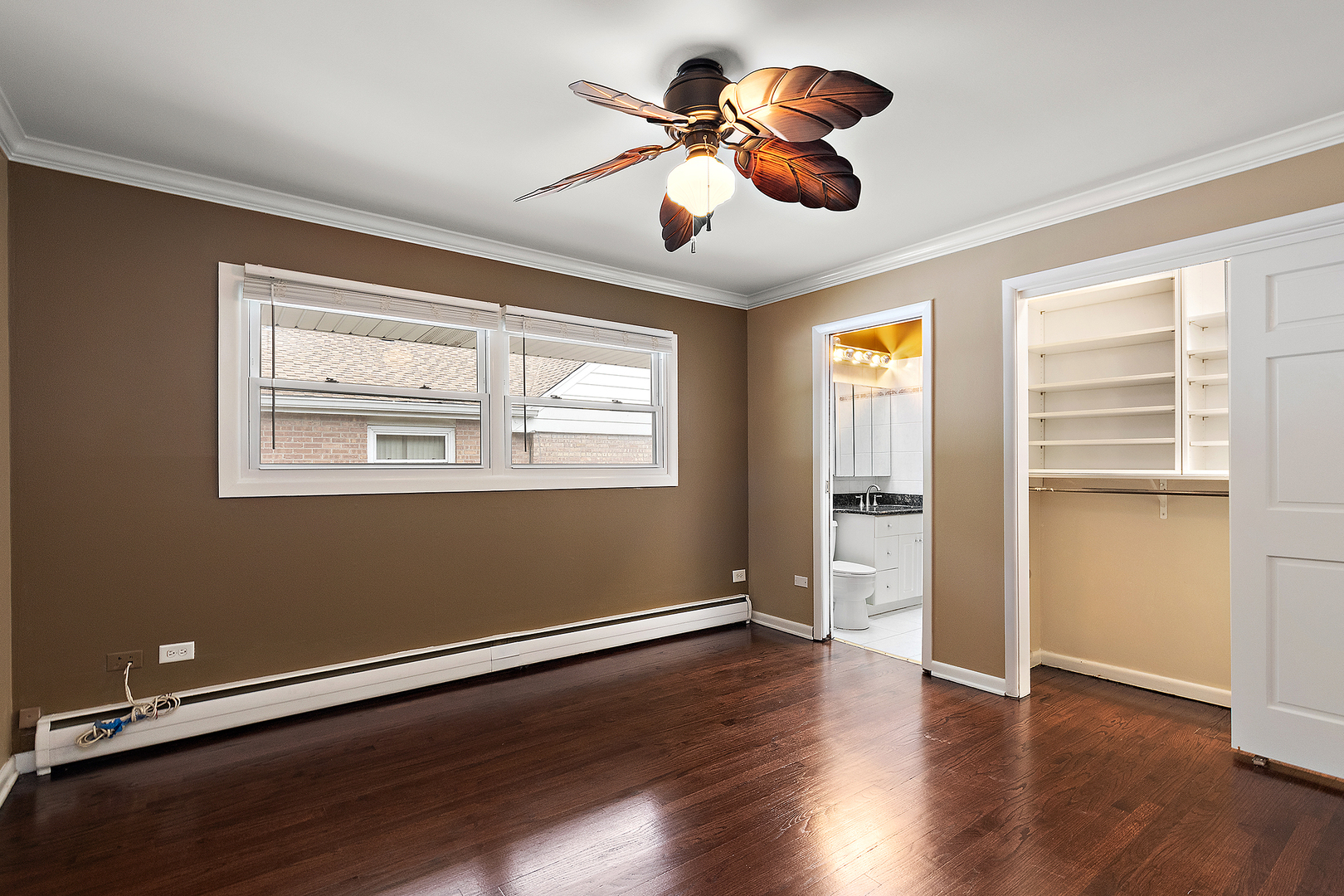 8758 Nashville Avenue, Oak Lawn, IL 60453