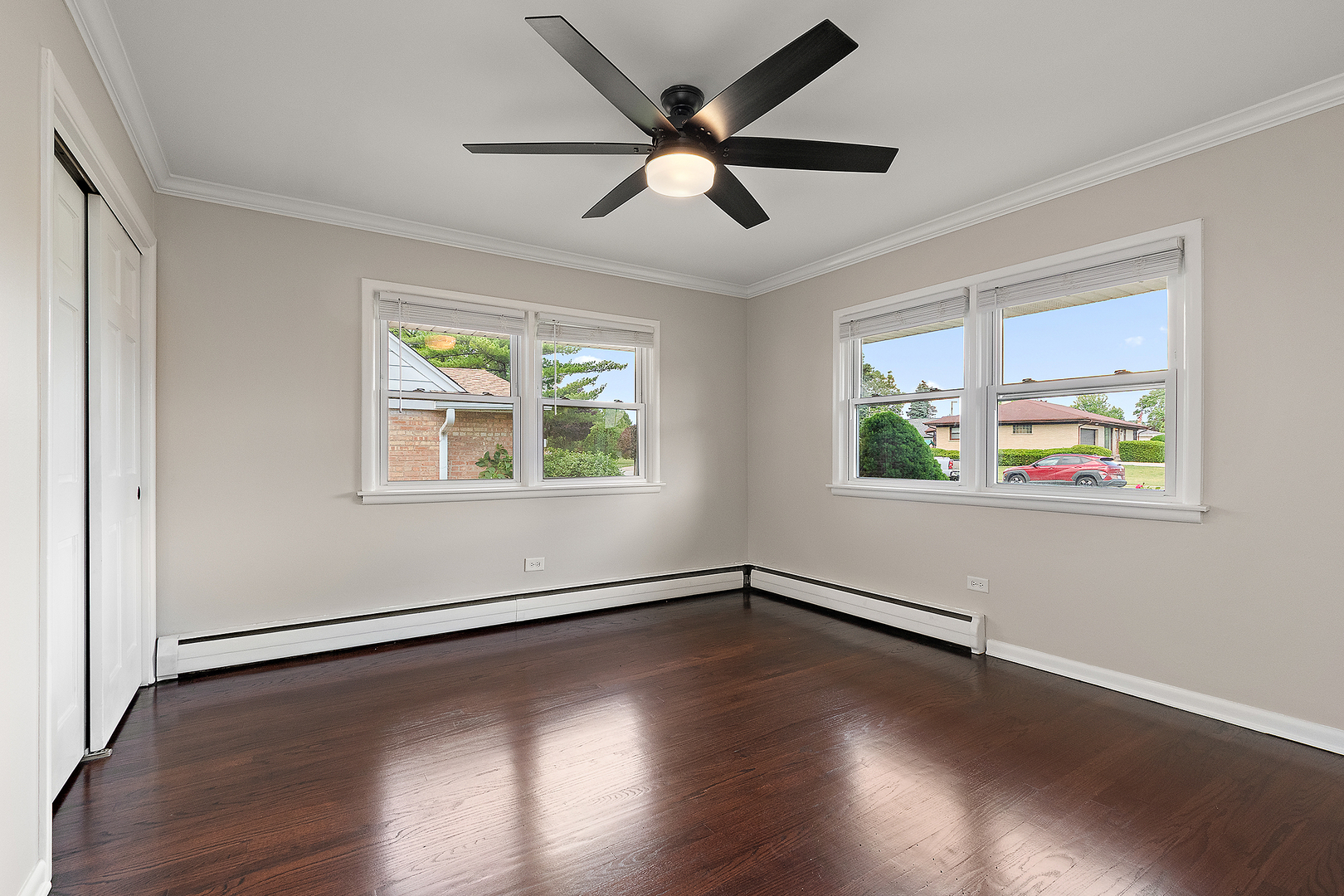8758 Nashville Avenue, Oak Lawn, IL 60453
