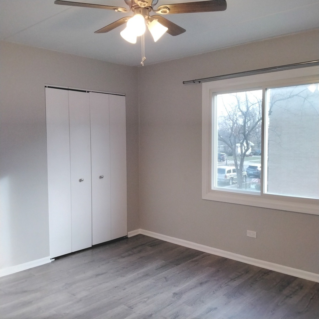 10910 Kilpatrick Avenue #2SE, Oak Lawn, IL 60453