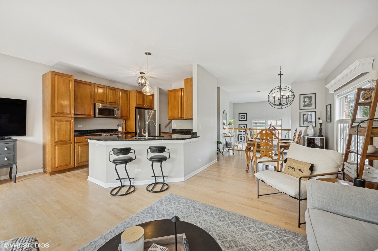 6060 Ironwood Lane, Lisle, IL 60532