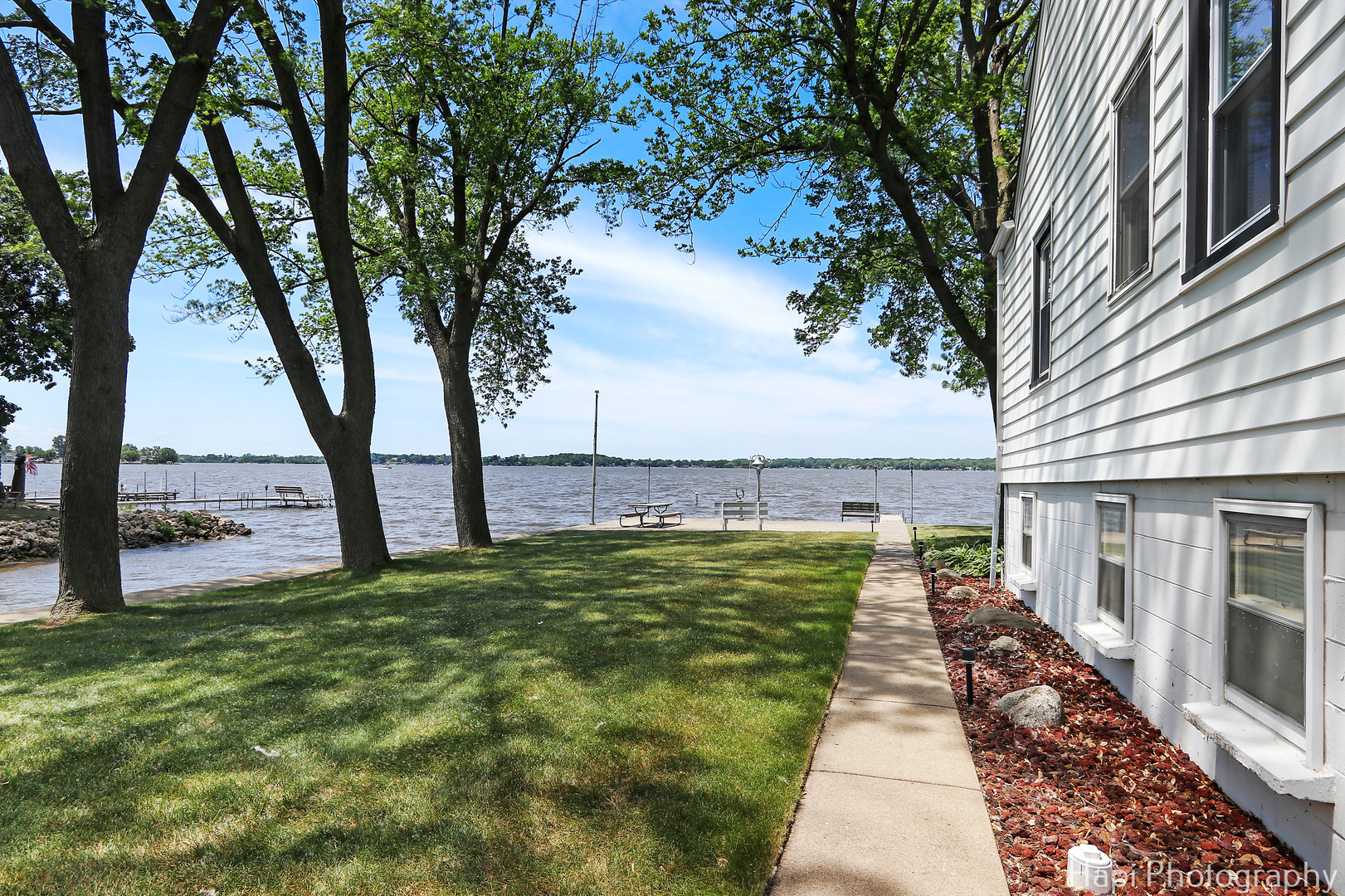 36 S PISTAKEE LAKE Road, Fox Lake, IL 60020