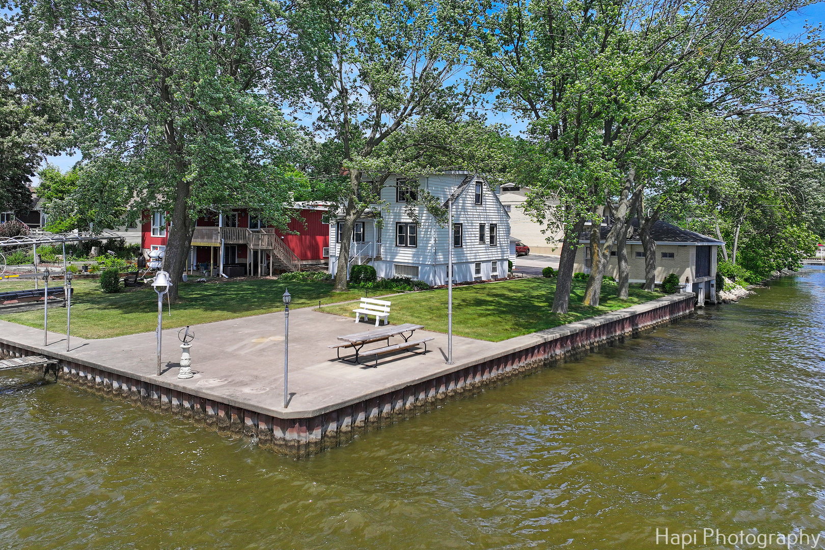 36 S PISTAKEE LAKE Road, Fox Lake, IL 60020