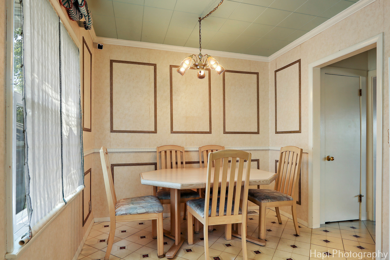 36 S PISTAKEE LAKE Road, Fox Lake, IL 60020