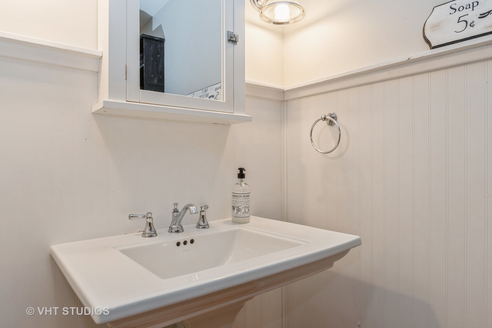 6S475 Sussex Road, Naperville, IL 60540