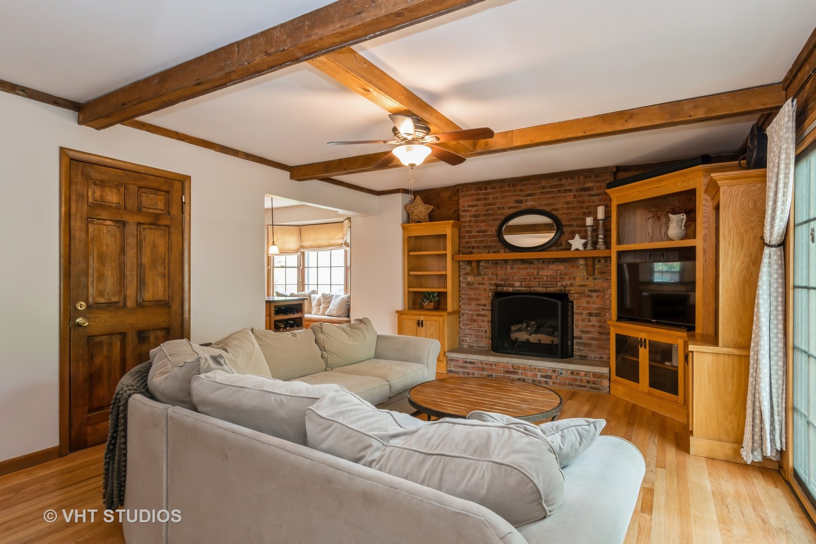 6S475 Sussex Road, Naperville, IL 60540
