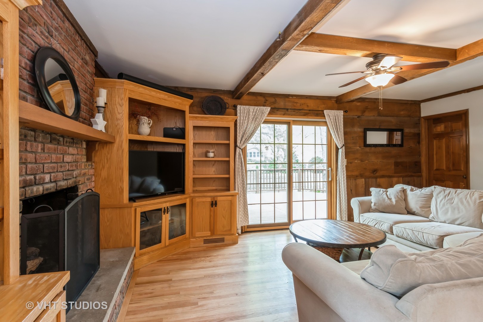 6S475 Sussex Road, Naperville, IL 60540