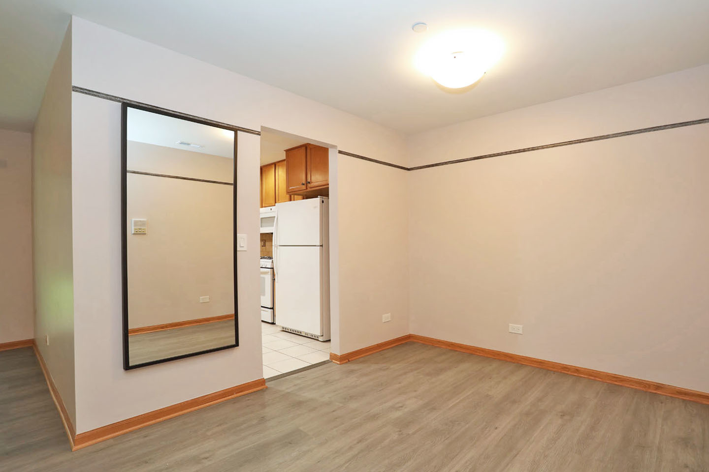 960 Yosemite Trail #A1, Roselle, IL 60172