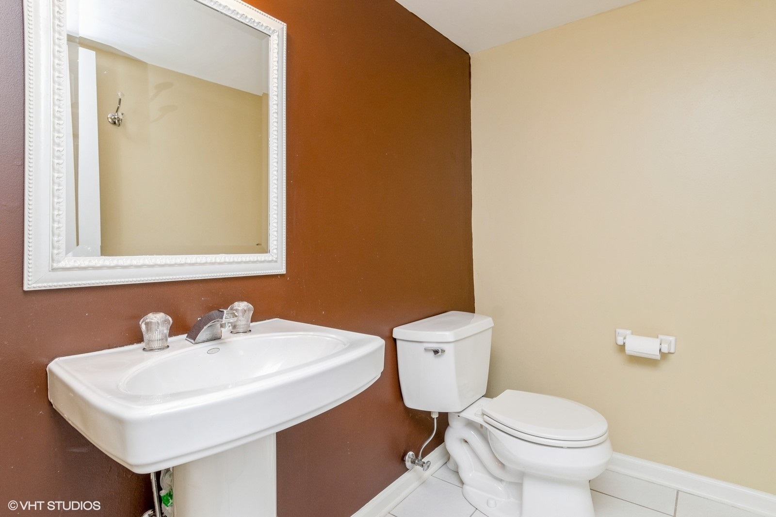 2958 Scott Court, Lisle, IL 60532
