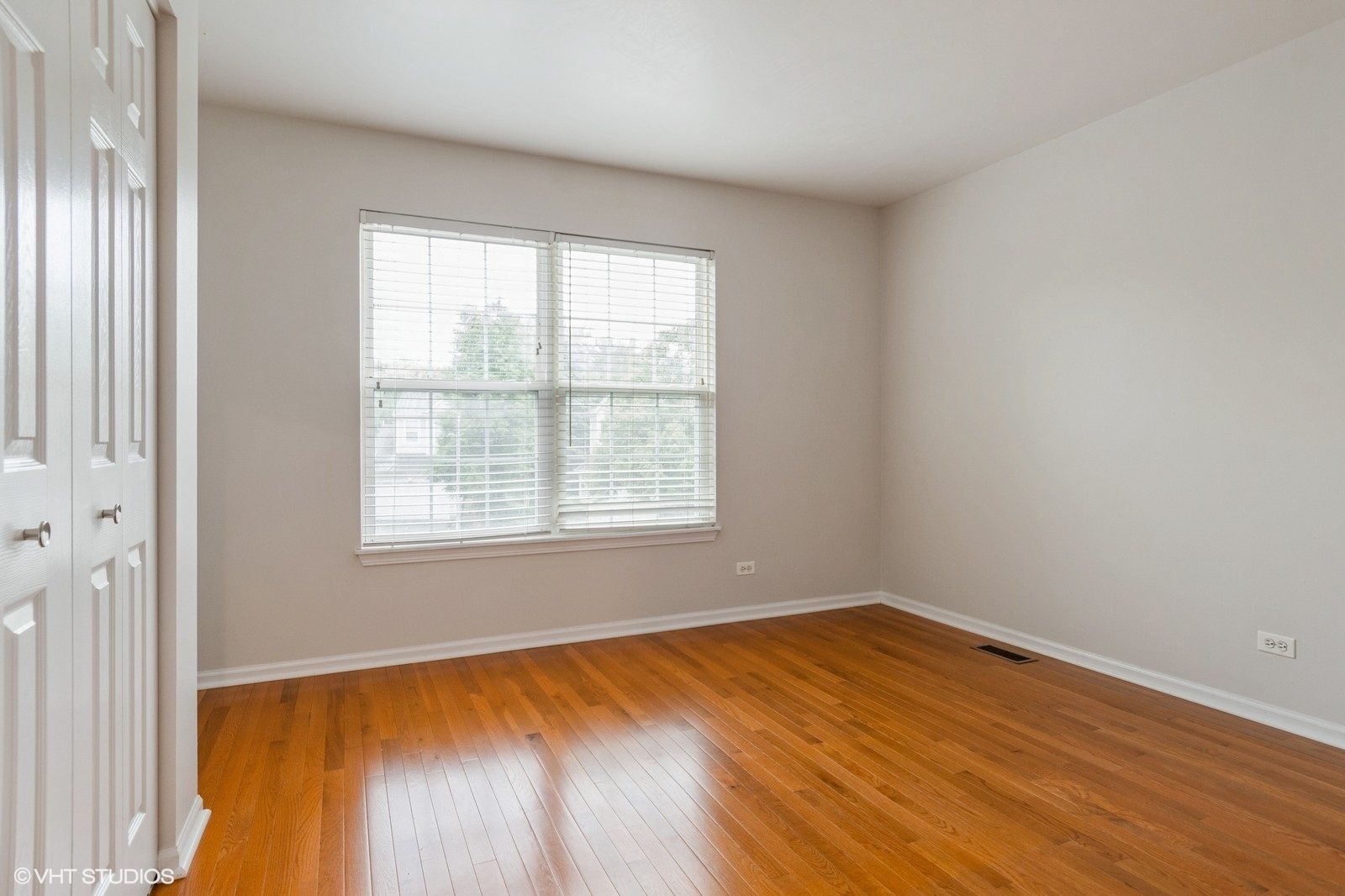 2958 Scott Court, Lisle, IL 60532