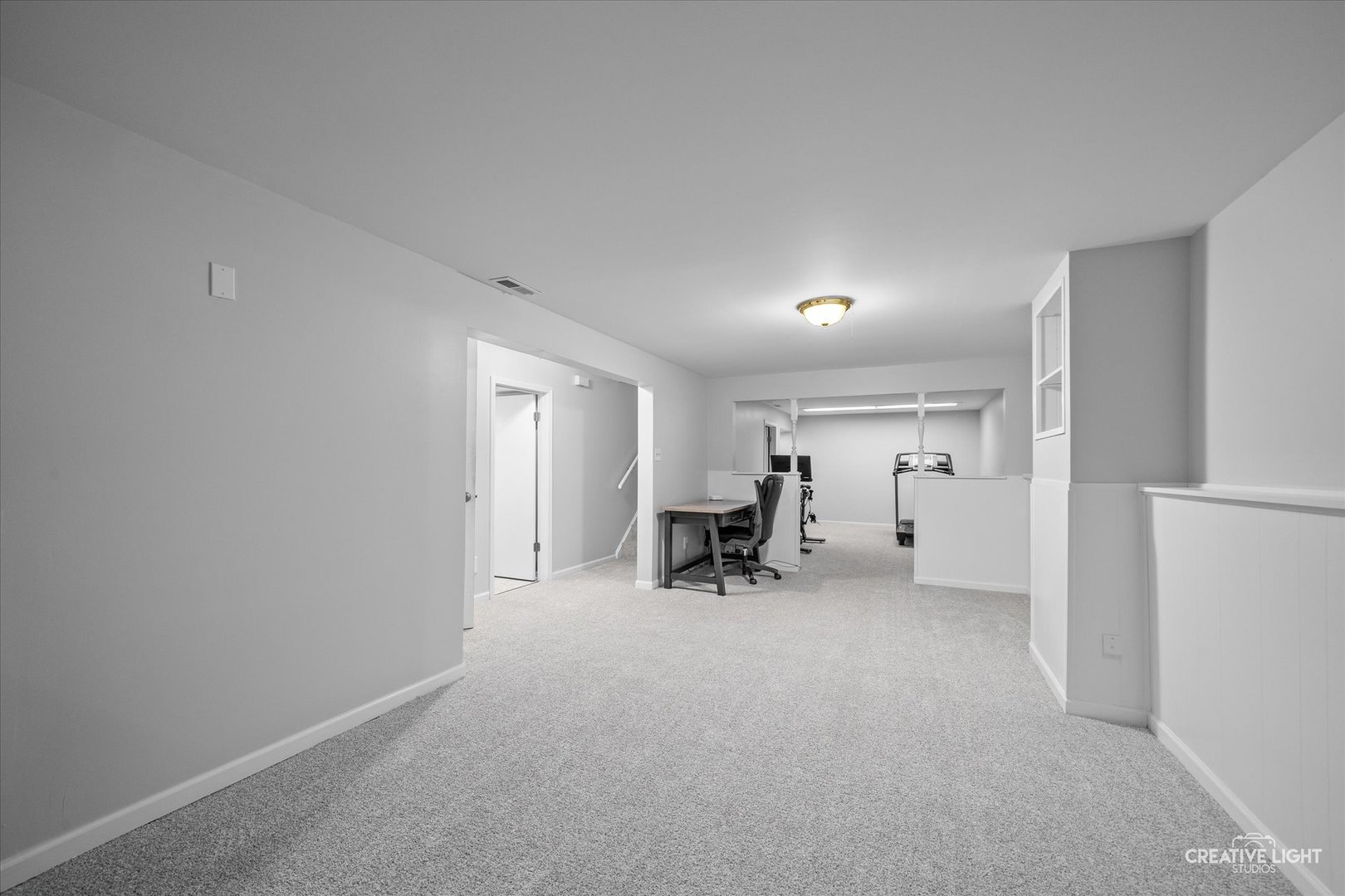 203 Basswood Drive, North Aurora, IL 60542