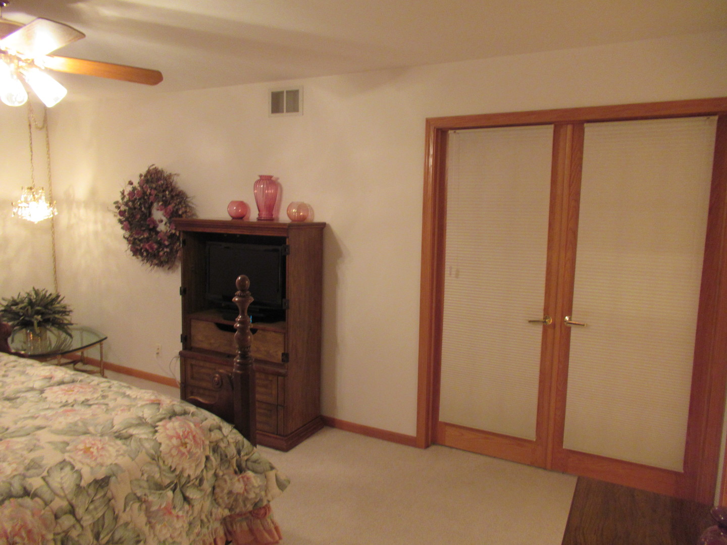 201 Woodland Way, Bloomingdale, IL 60108