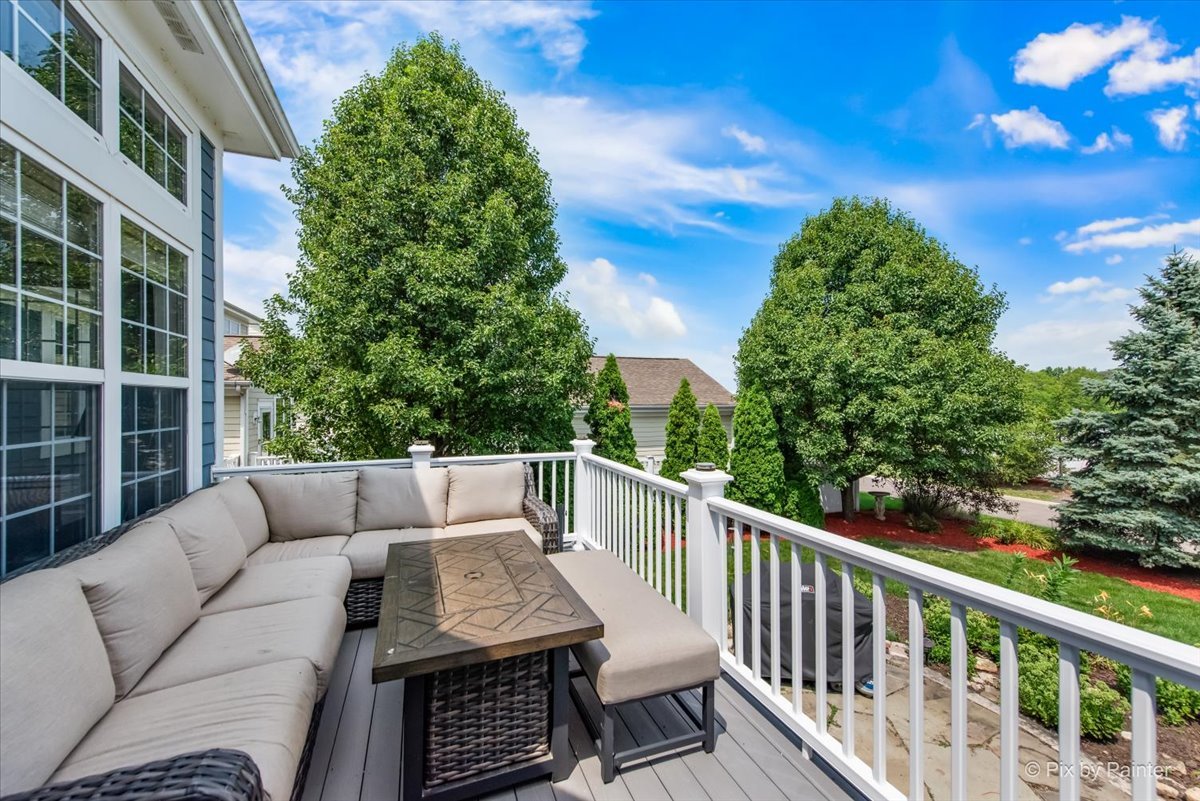 108 GILLETT Street, Sugar Grove, IL 60554