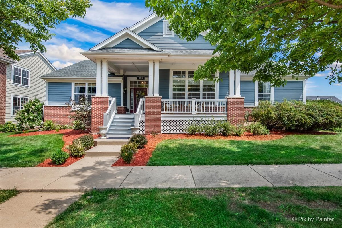 108 GILLETT Street, Sugar Grove, IL 60554