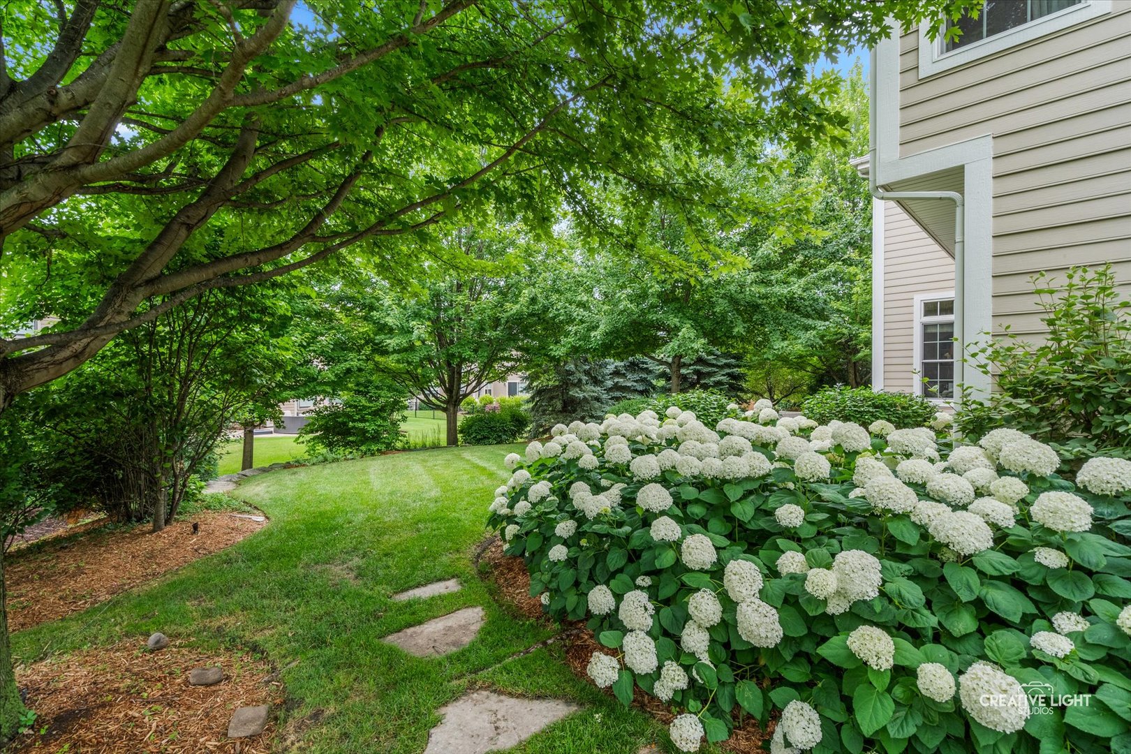 3704 Heathmoor Drive, Elgin, IL 60124
