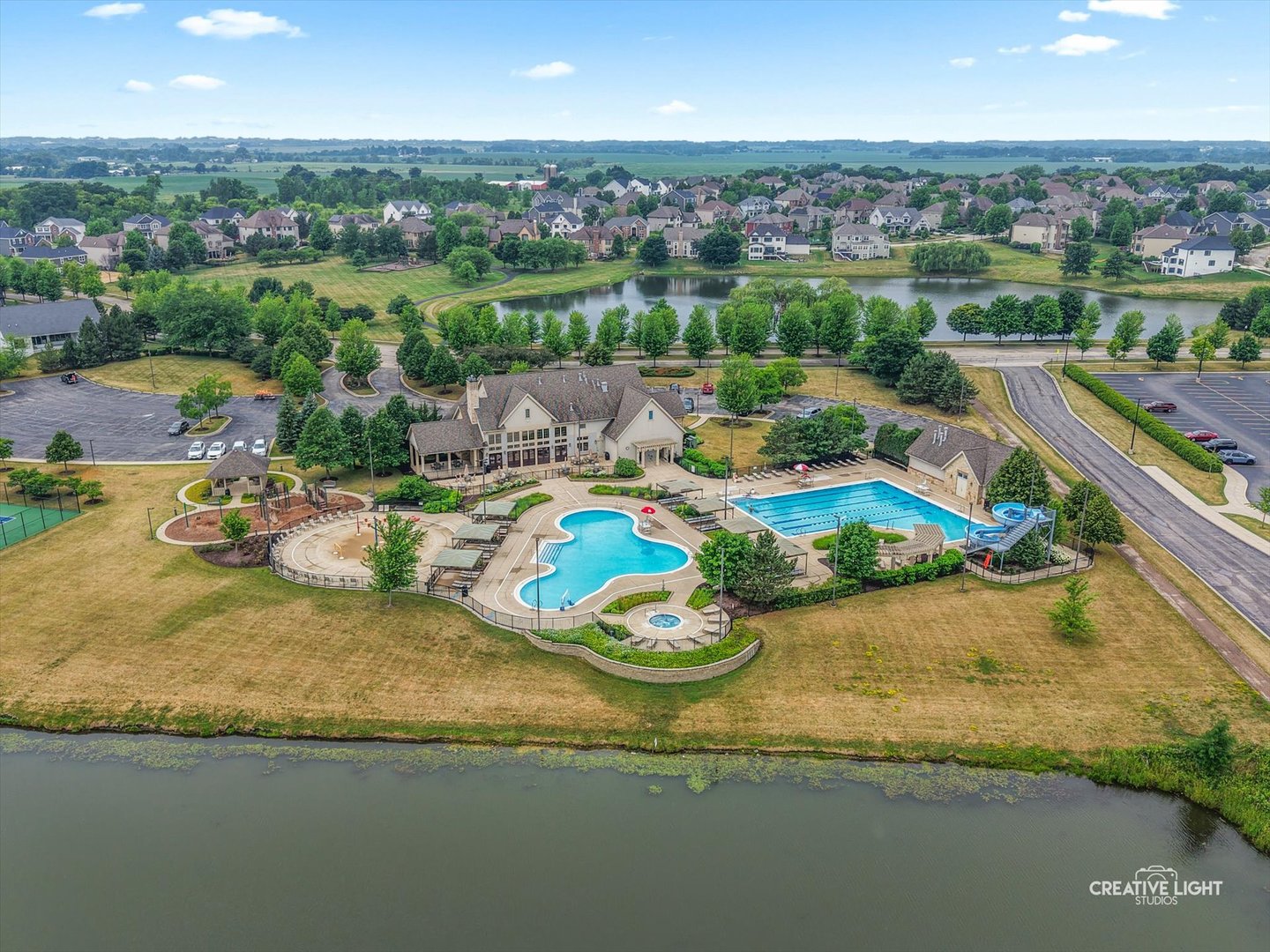 3704 Heathmoor Drive, Elgin, IL 60124
