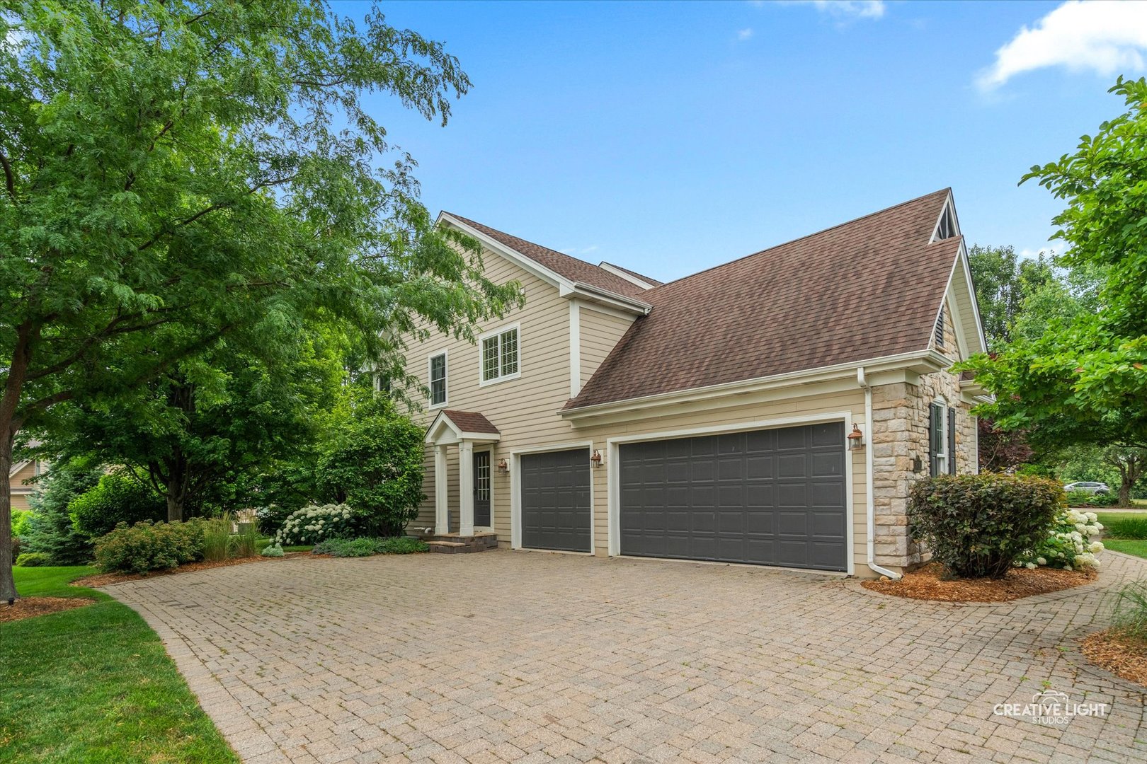 3704 Heathmoor Drive, Elgin, IL 60124