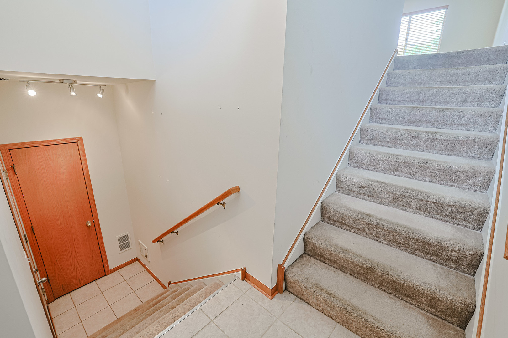 3503 Blue Ridge Court, Carpentersville, IL 60110