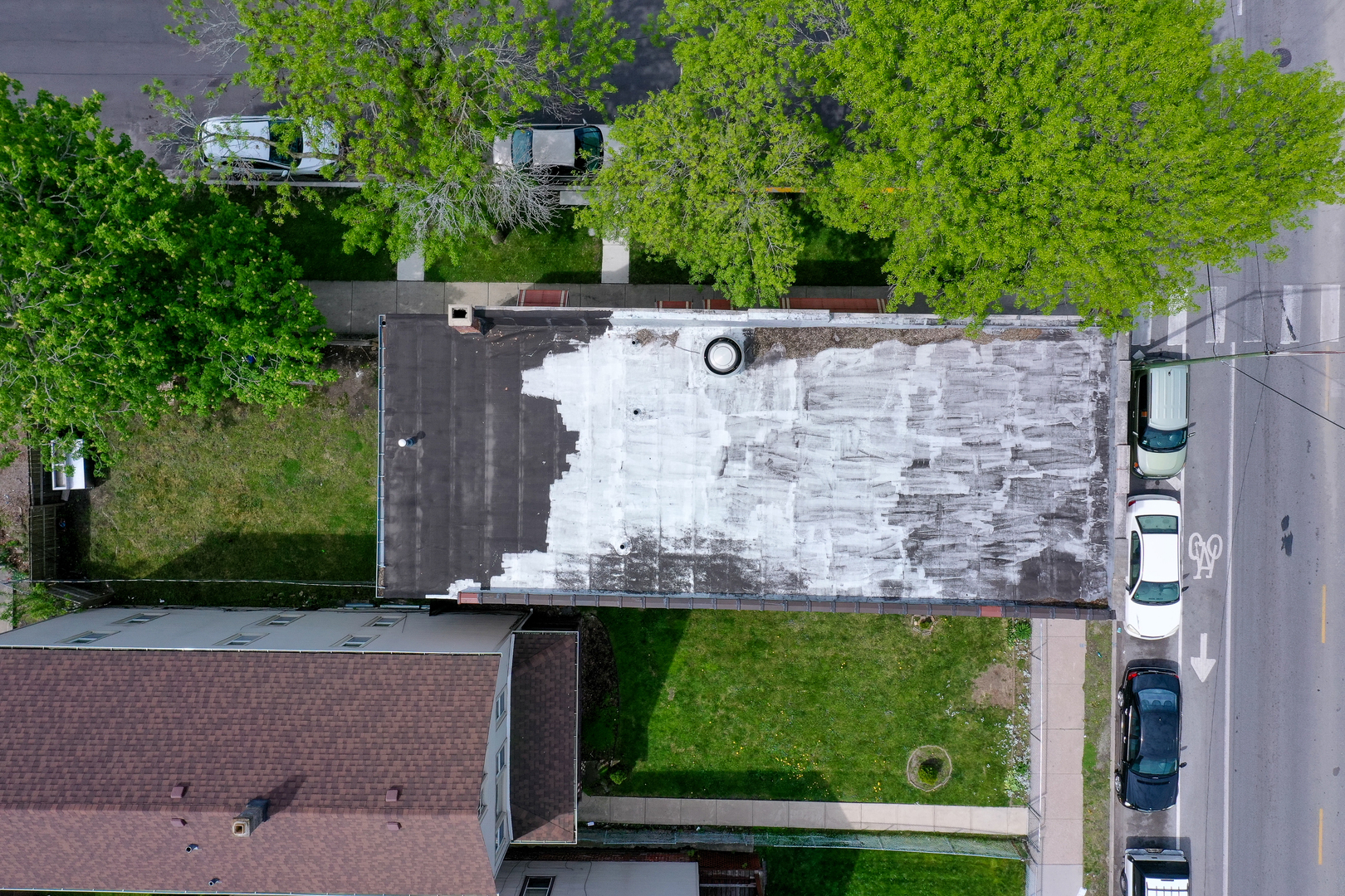 2801 E 83rd Street, Chicago, IL 60617