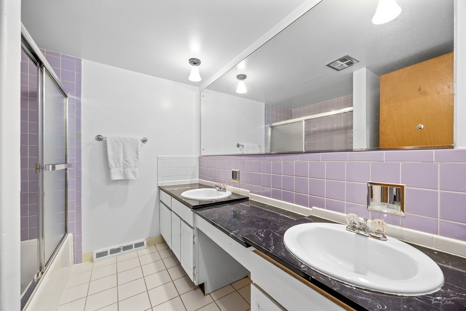 405 E Valley Lane, Arlington Heights, IL 60004