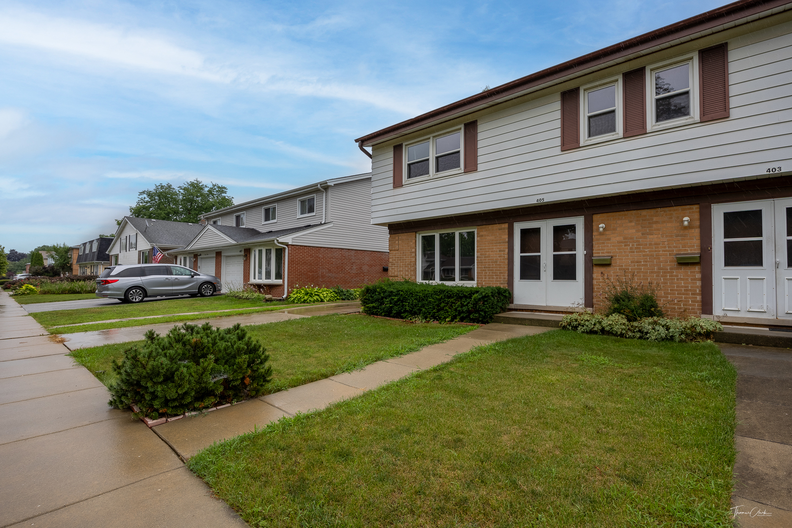 405 E Valley Lane, Arlington Heights, IL 60004