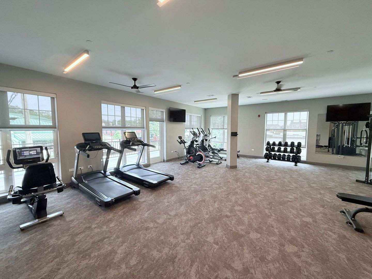 464 Glenwood Avenue #322, Glen Ellyn, IL 60137