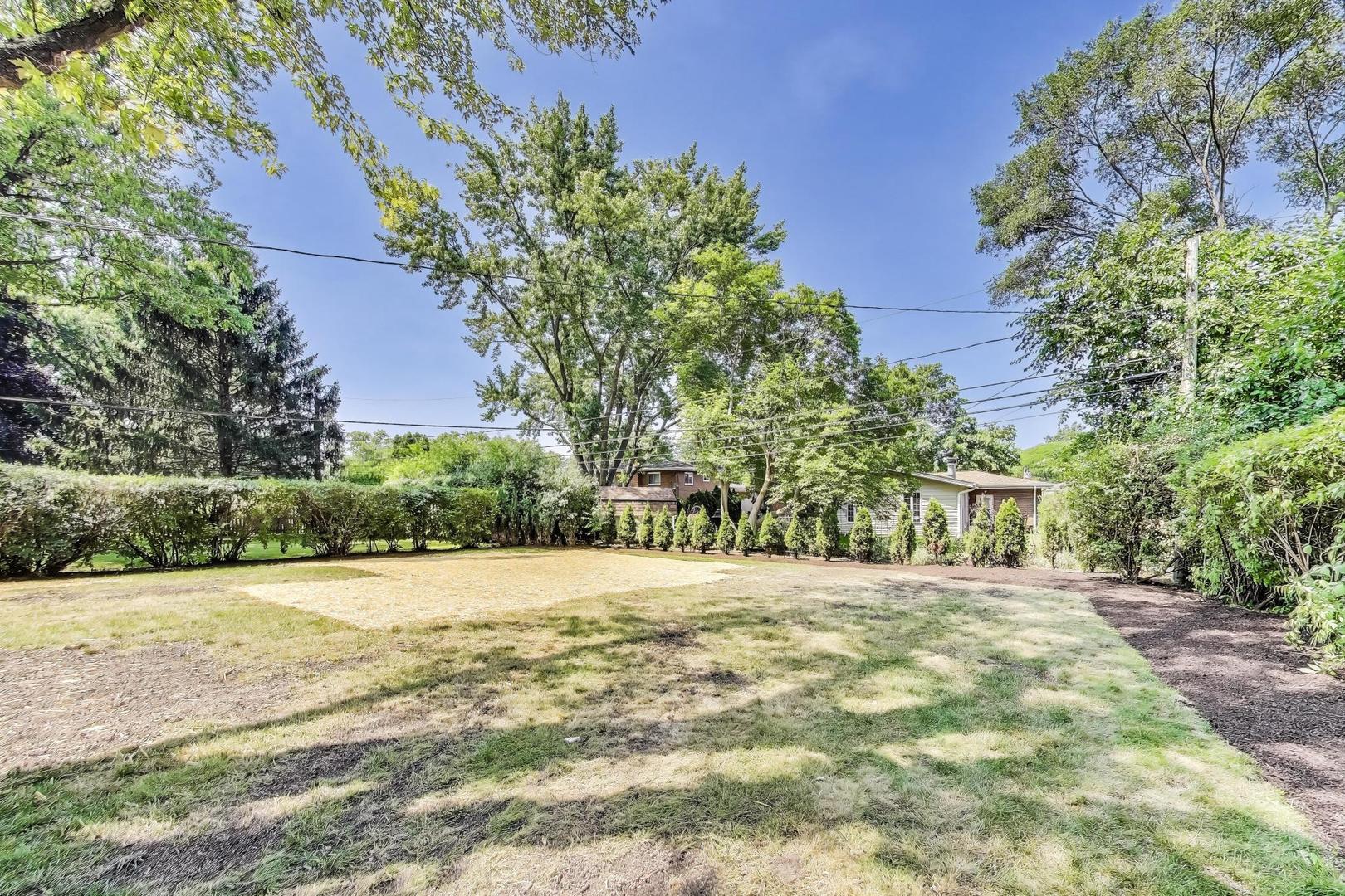 6 S Donald Avenue, Arlington Heights, IL 60004