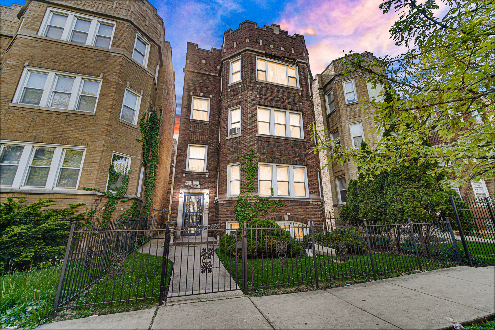 8114 S Maryland Avenue, Chicago, IL 60619