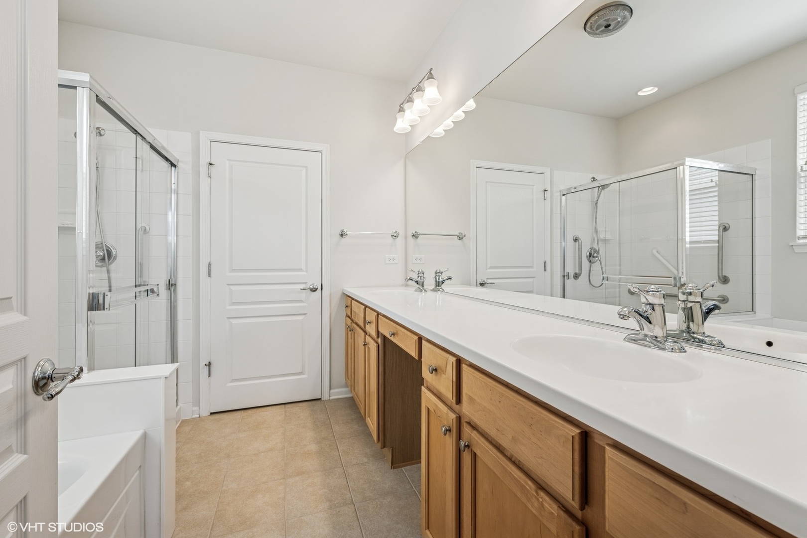 3353 Sheridan Lane, Mundelein, IL 60060