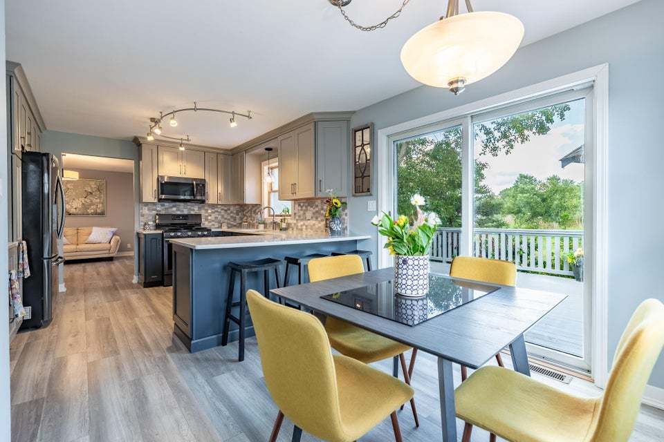 2715 Capri Drive, Schererville, IN 46375