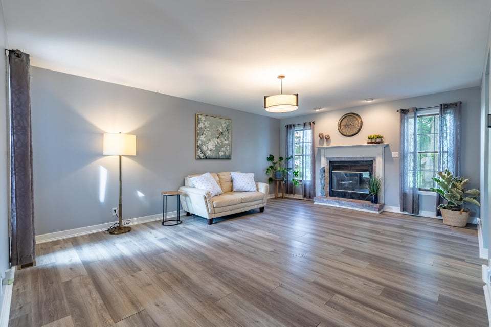 2715 Capri Drive, Schererville, IN 46375