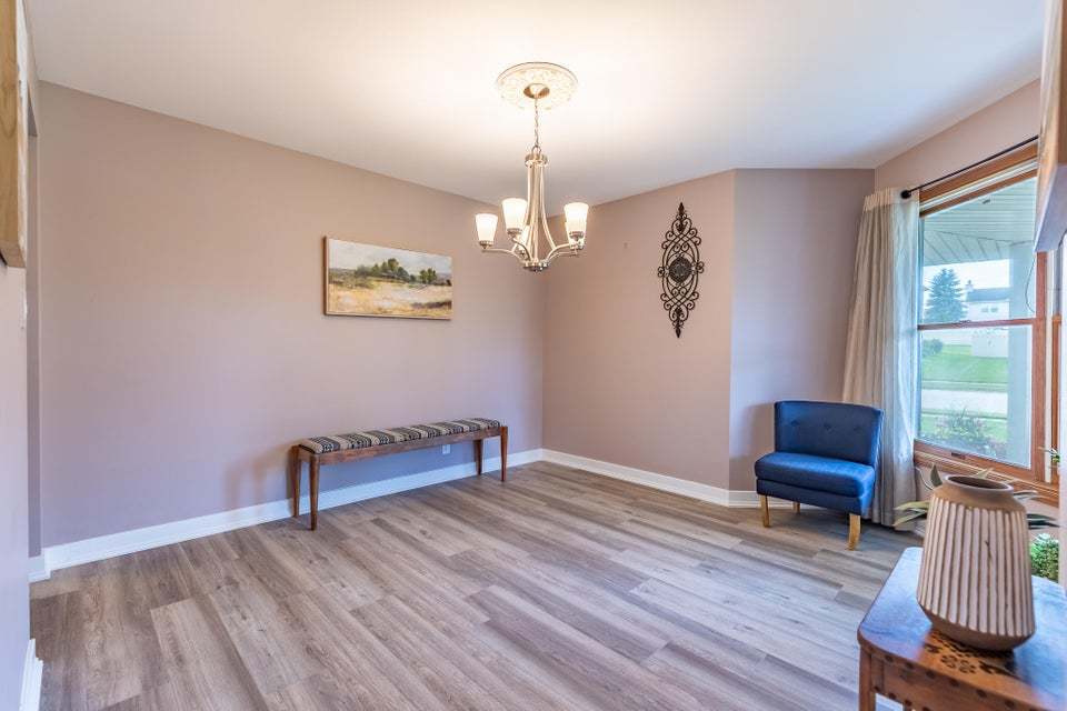 2715 Capri Drive, Schererville, IN 46375