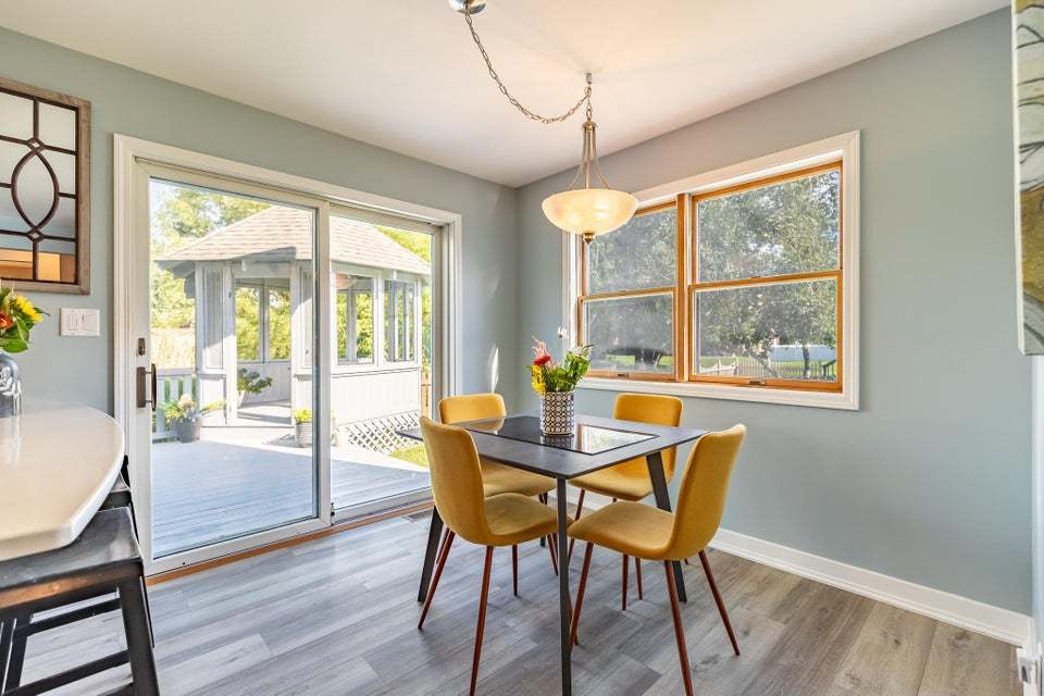 2715 Capri Drive, Schererville, IN 46375