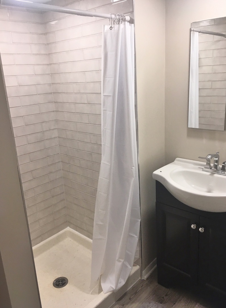 127 S Mitchell Avenue, Arlington Heights, IL 60005