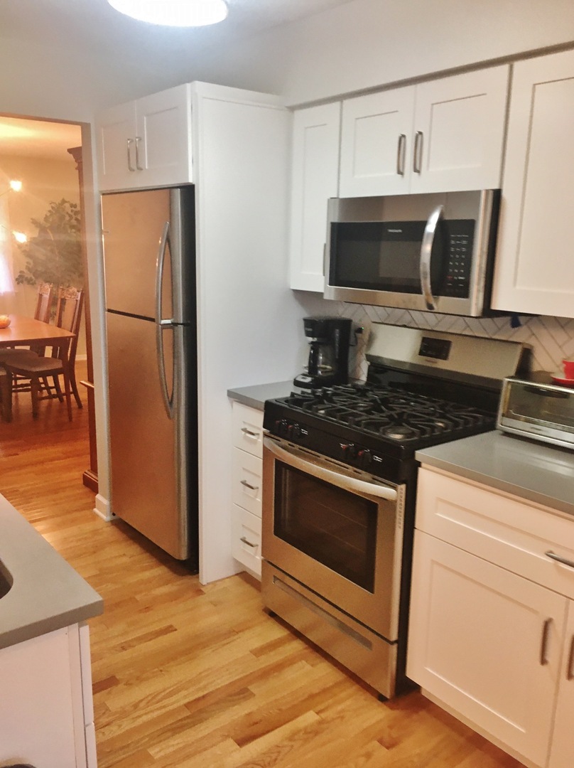 127 S Mitchell Avenue, Arlington Heights, IL 60005
