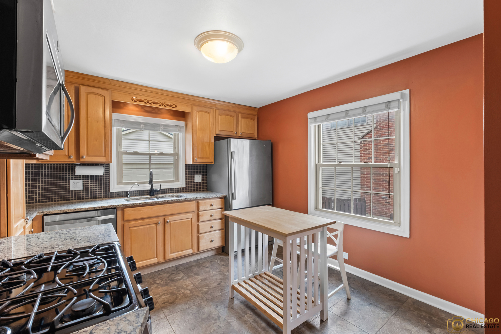 406 W Avery Street, Elmhurst, IL 60126