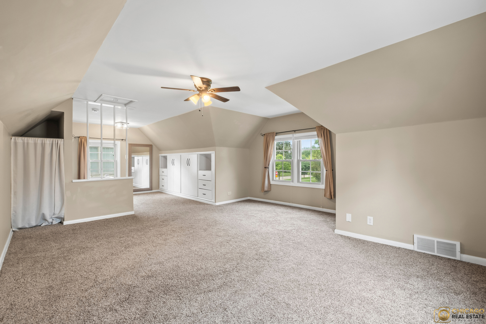 406 W Avery Street, Elmhurst, IL 60126