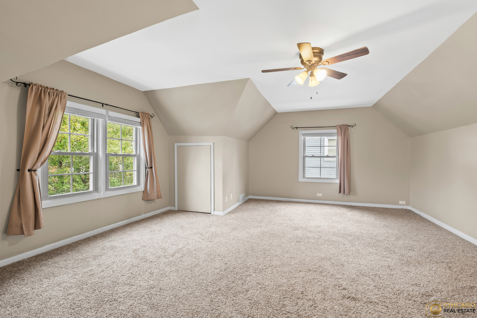 406 W Avery Street, Elmhurst, IL 60126
