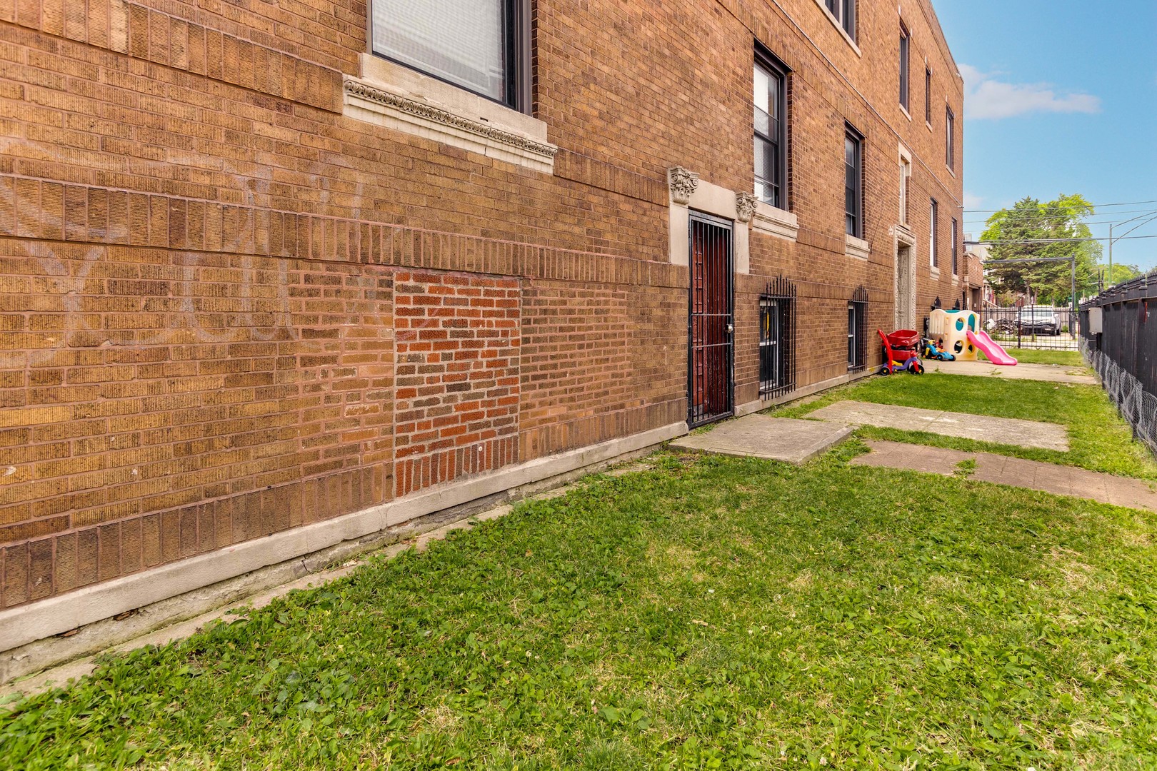 2434 S Pulaski Road, Chicago, IL 60623