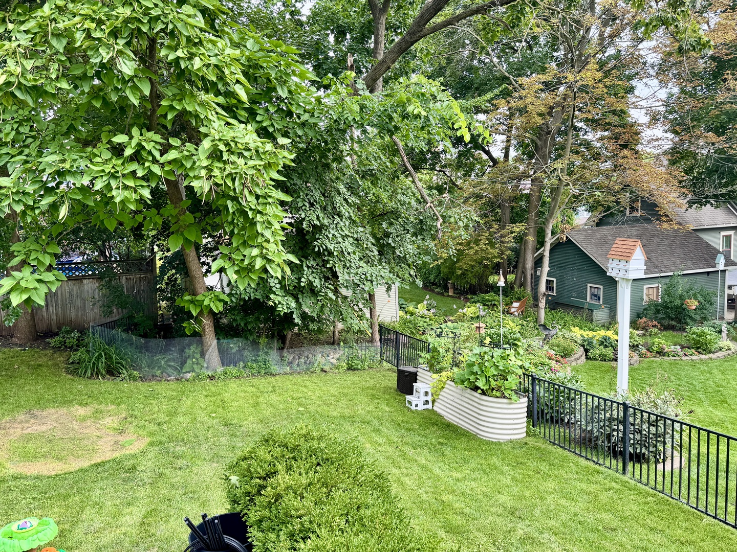 410 W ILLINOIS Street, St. Charles, IL 60174