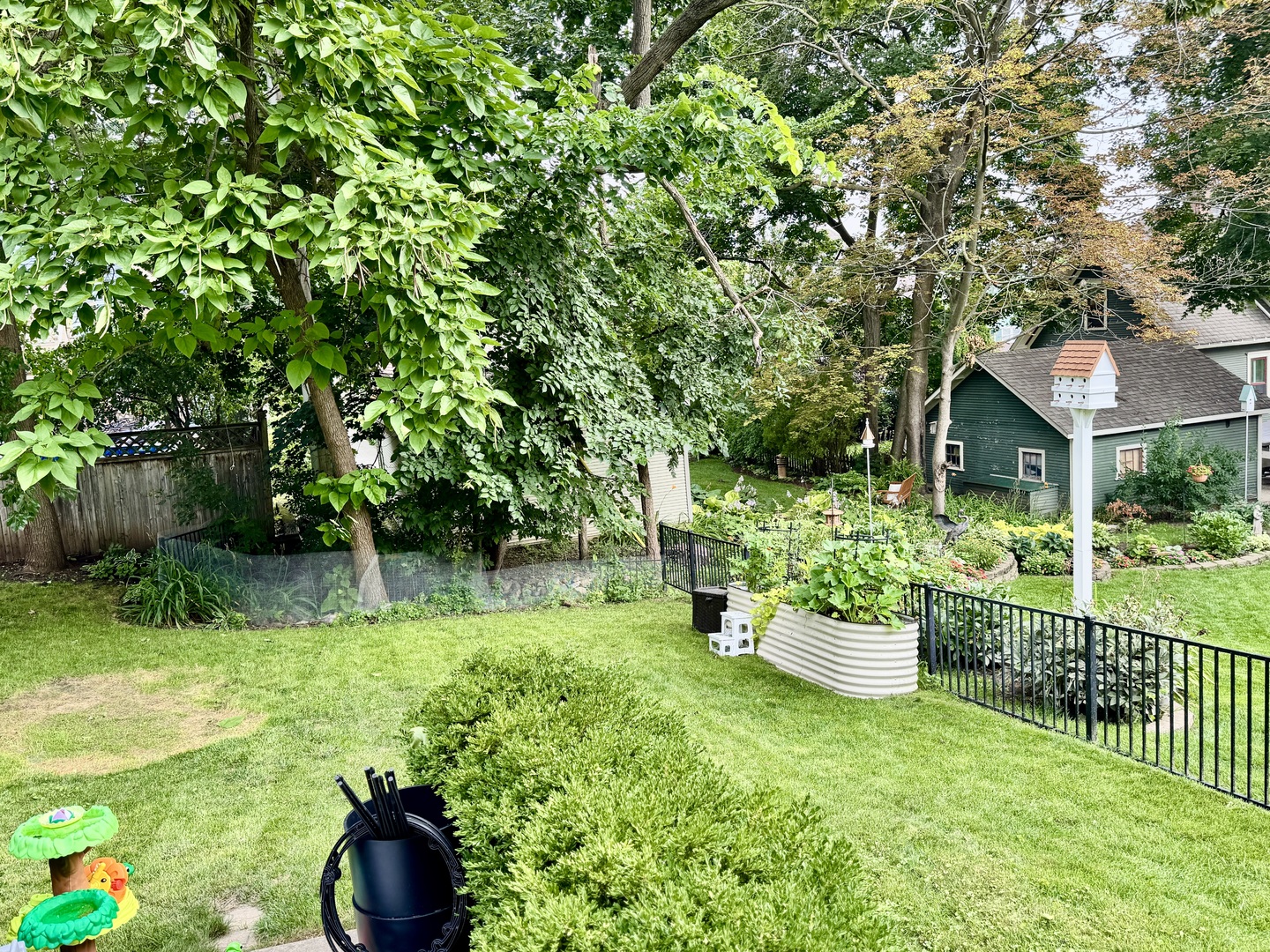 410 W ILLINOIS Street, St. Charles, IL 60174