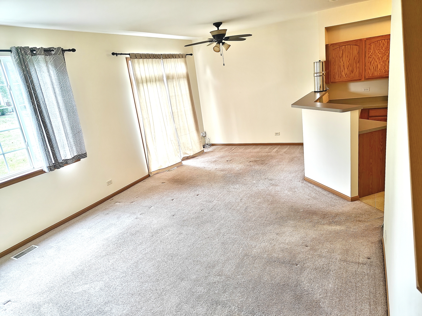 667 Morris Court #667, Lakemoor, IL 60051