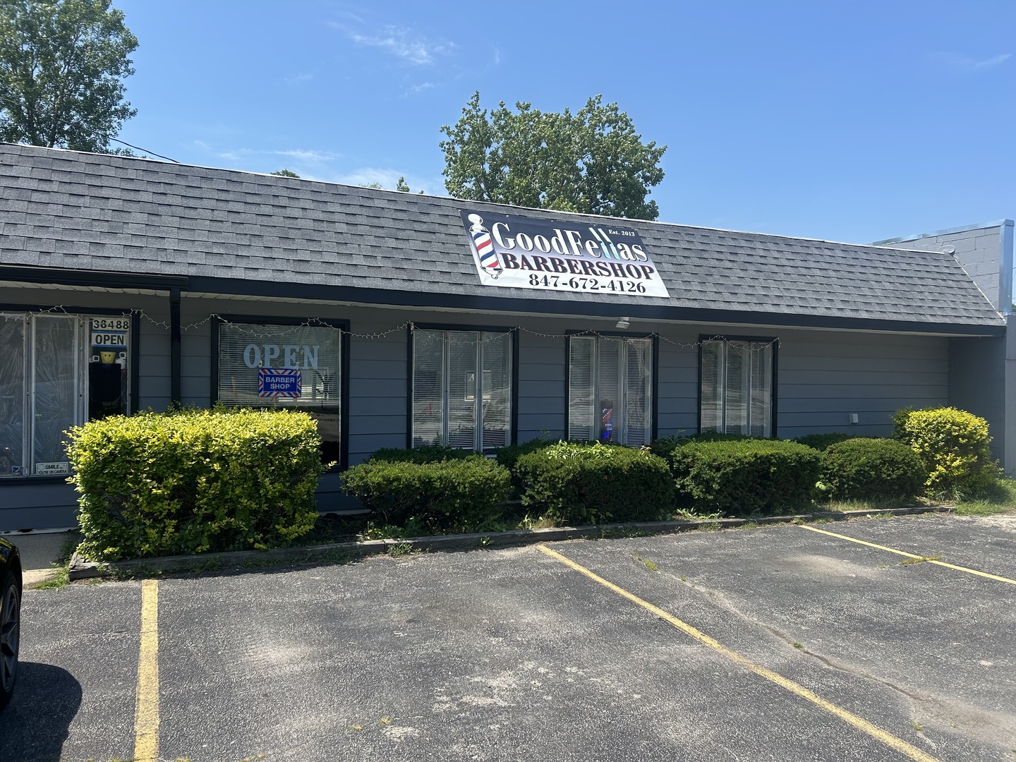 38488 N Sheridan Road, Beach Park, IL 60087